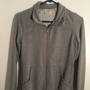 Basic zip up sweatshirt